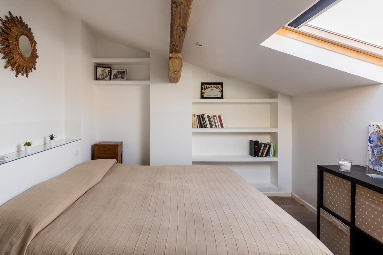 Italy Prestigious Historical Attic In Bologna Apartment Bagian luar foto