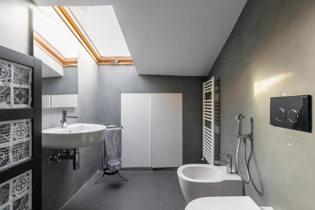 Italy Prestigious Historical Attic In Bologna Apartment Bagian luar foto