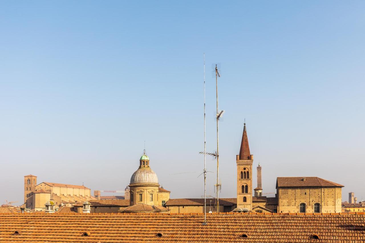 Italy Prestigious Historical Attic In Bologna Apartment Bagian luar foto