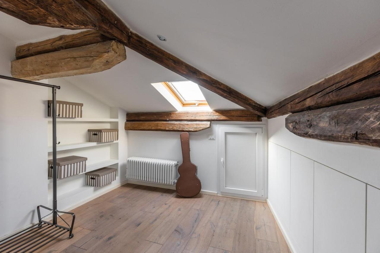 Italy Prestigious Historical Attic In Bologna Apartment Bagian luar foto