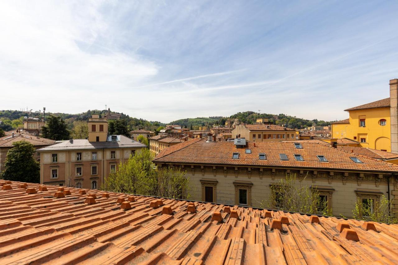 Italy Prestigious Historical Attic In Bologna Apartment Bagian luar foto